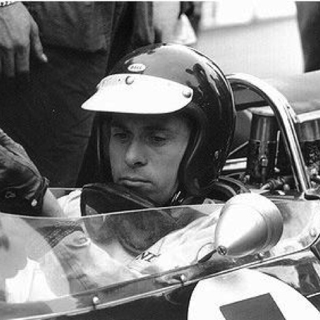 Concentration dans le cockpit de la Lotus 33
Contribution Thomas Bucher/Facebook Concentration dans le cockpit de la Lotus 33
Contribution Thomas Bucher/Facebook
